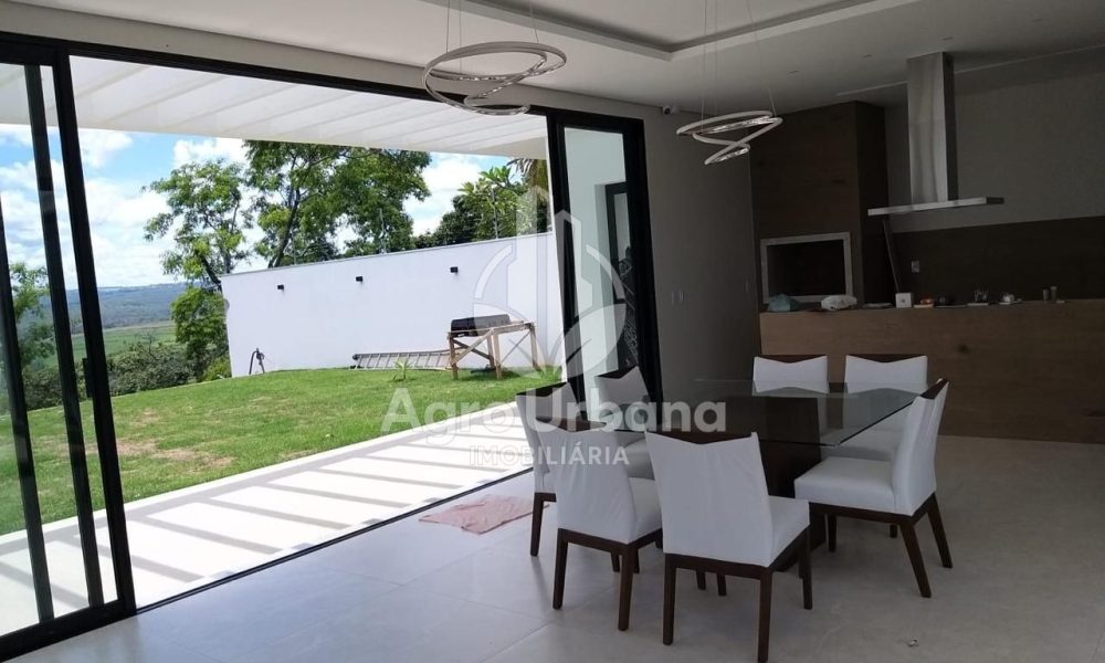 WhatsApp Image 2025-04-05 at 15.12.00 (3)