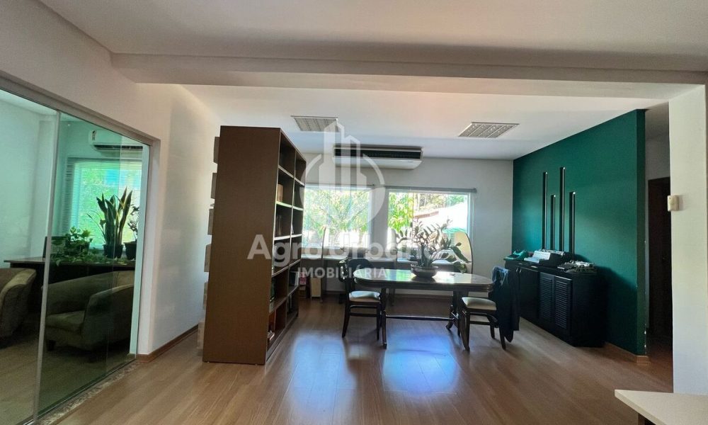 WhatsApp Image 2025-04-05 at 19.08.26 (1)