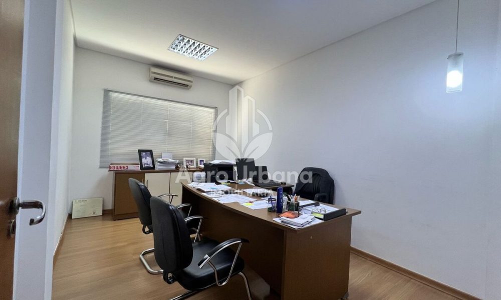 WhatsApp Image 2025-04-05 at 19.08.28 (1)