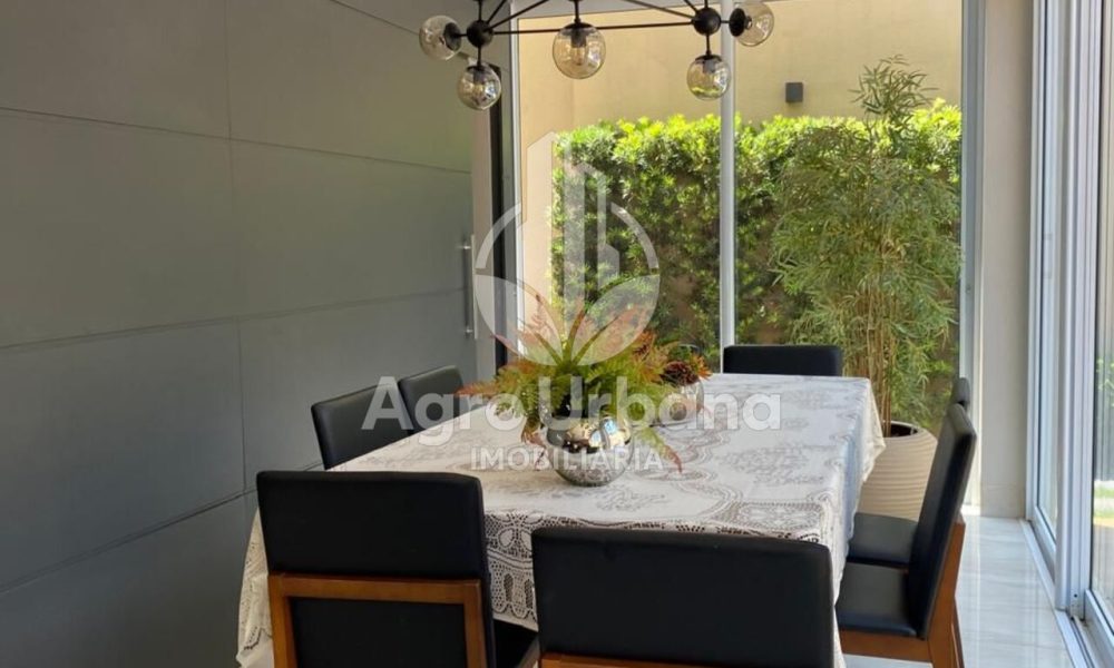 WhatsApp Image 2025-04-05 at 19.48.05